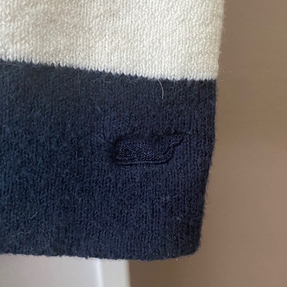 Vineyard Vines Sweater Dress - Picture 4 of 4